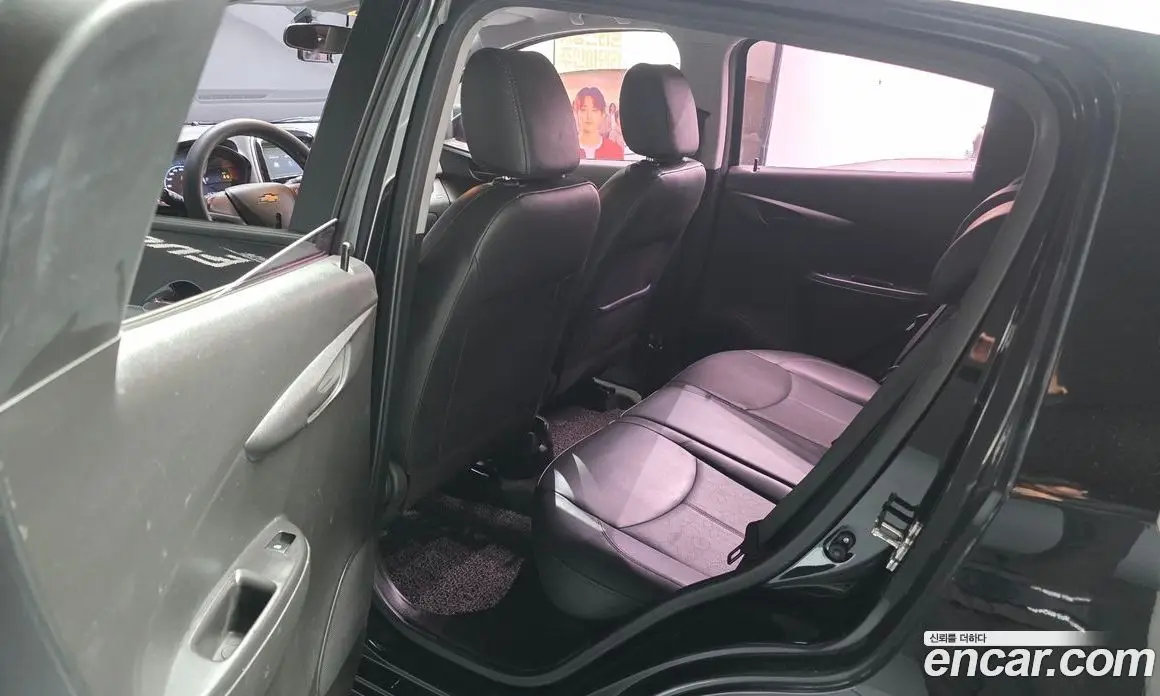 Chevrolet Spark 2017 1.0 автомат (гидро), фото 17