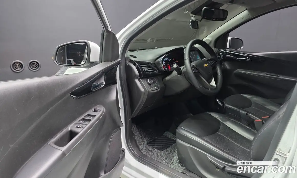 Chevrolet Spark 2017 1.0 автомат (гидро), фото 13