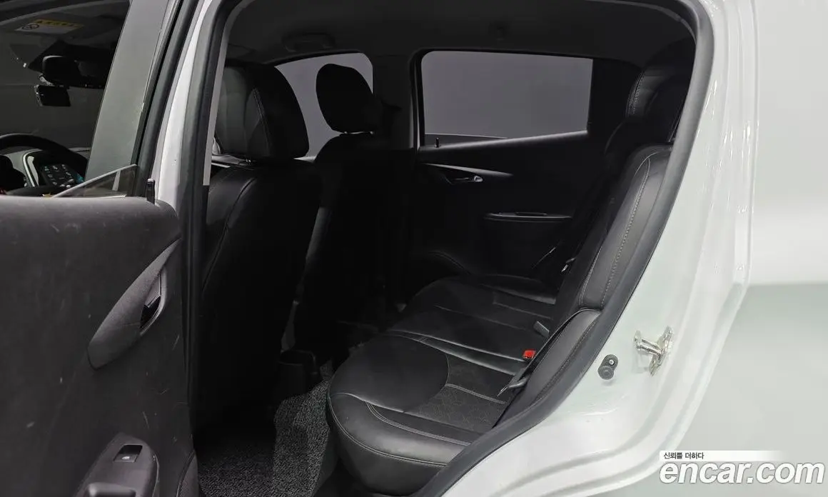 Chevrolet Spark 2017 1.0 автомат (гидро), фото 16