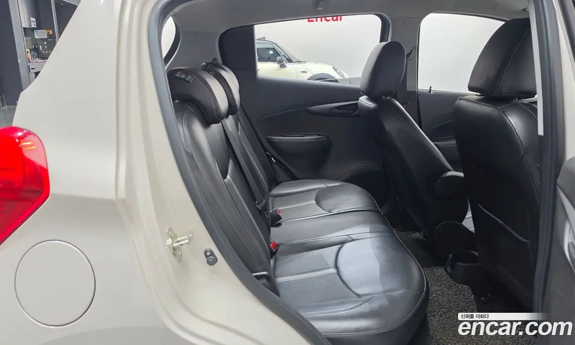 Chevrolet Spark 2018 1.0 автомат (гидро), фото 17