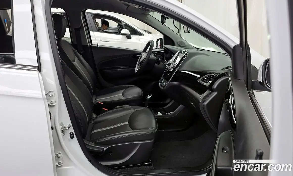 Chevrolet Spark 2020 1.0 автомат (гидро), фото 17 Chevrolet Spark 2020 1.0 автомат (гидро), фото 17