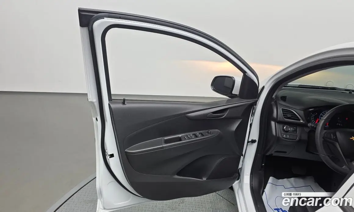 Chevrolet Spark 2020 1.0 автомат (гидро), фото 14