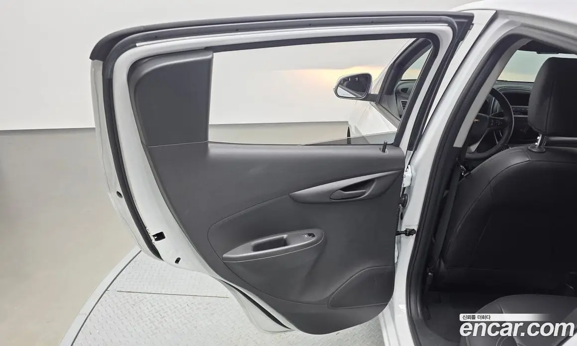 Chevrolet Spark 2020 1.0 автомат (гидро), фото 15