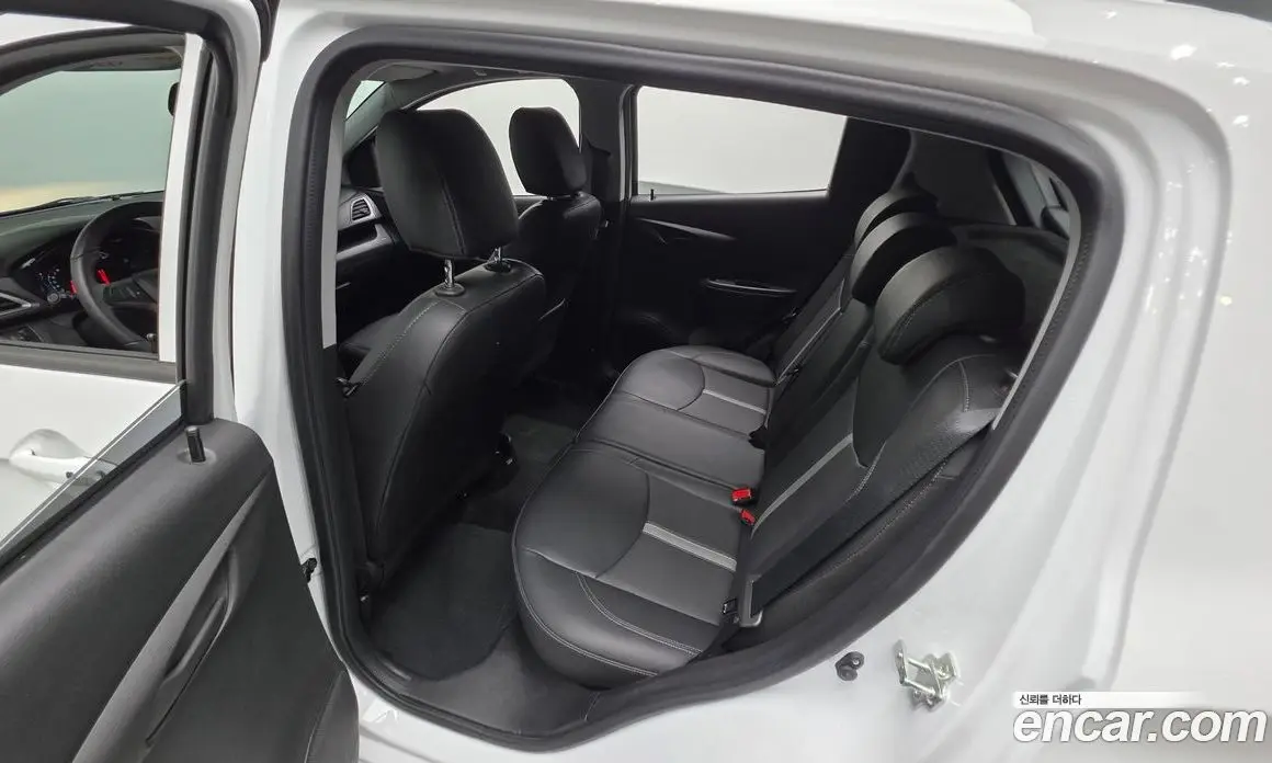 Chevrolet Spark 2020 1.0 автомат (гидро), фото 16