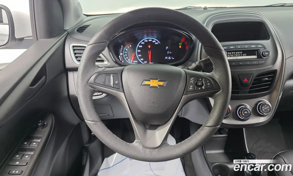 Chevrolet Spark 2020 1.0 автомат (гидро), фото 19