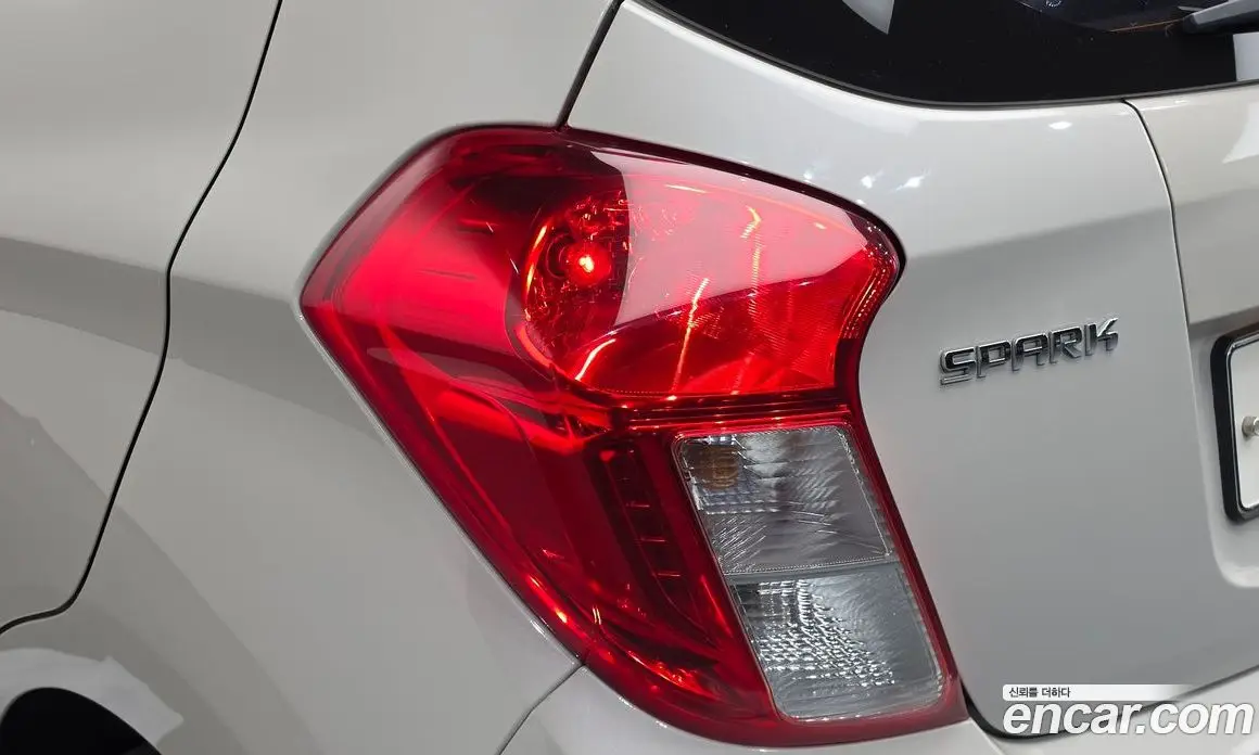 Chevrolet Spark 2020 1.0 автомат (гидро), фото 9