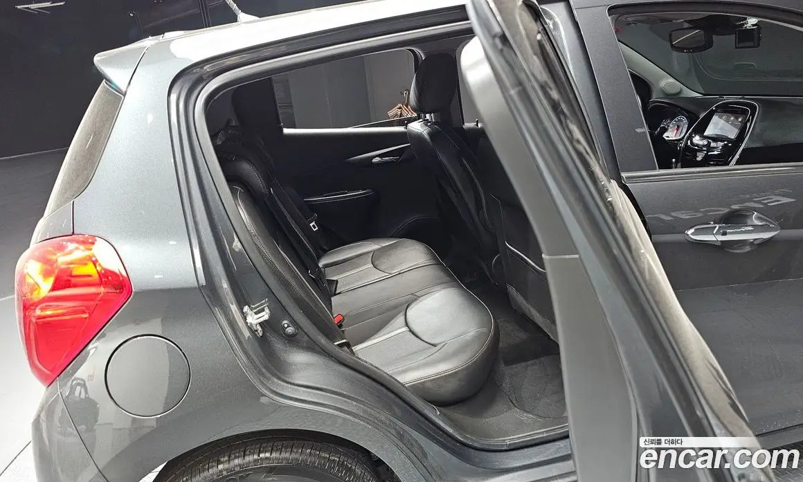 Chevrolet Spark 2021 1.0 автомат (гидро), фото 17
