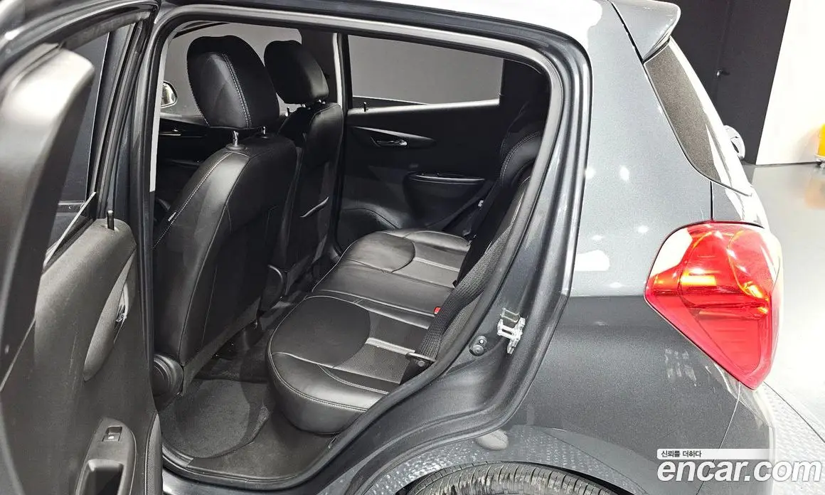 Chevrolet Spark 2021 1.0 автомат (гидро), фото 18