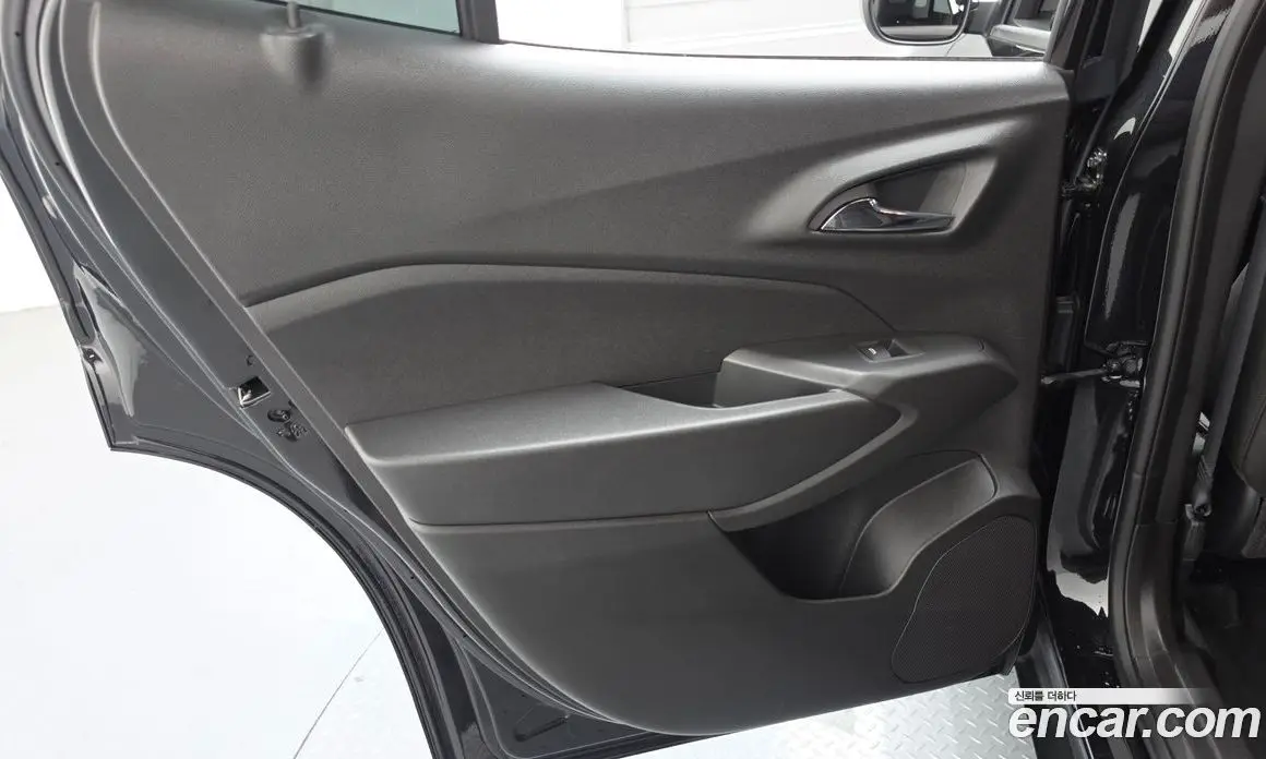 Chevrolet Trax 2023 1.2 автомат (гидро), фото 15