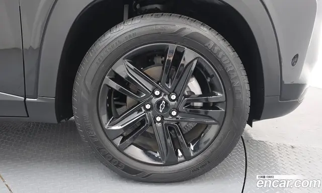 Chevrolet Trax 2023 1.2 автомат (гидро), миниатюра 7