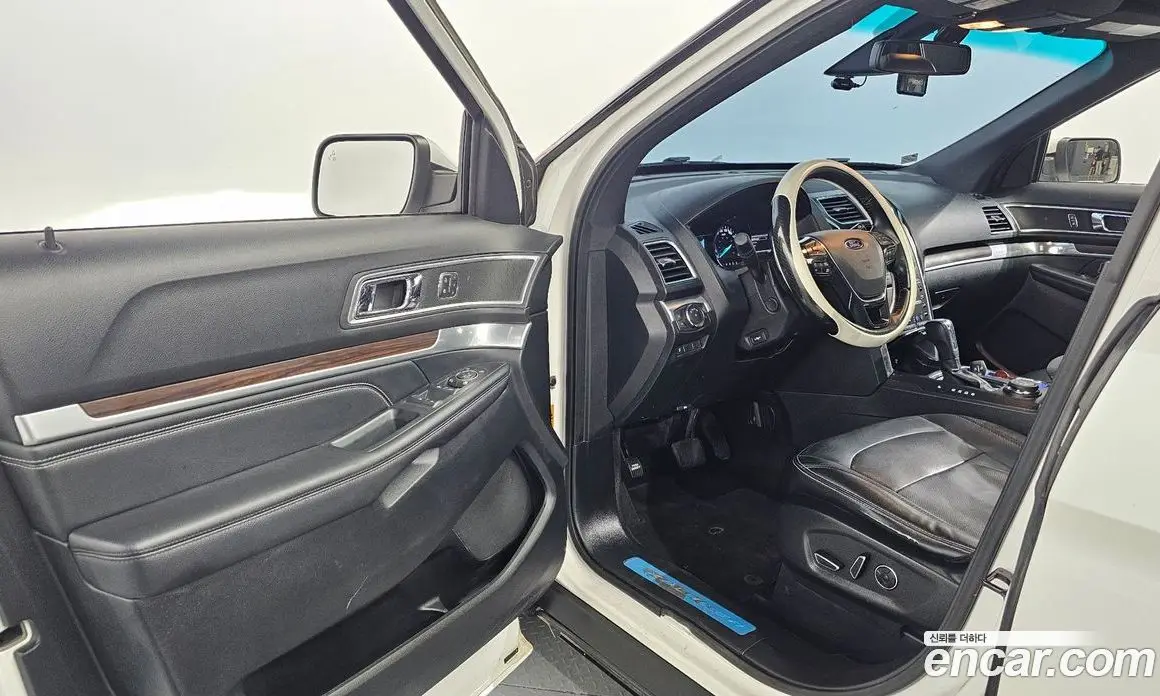 Ford Explorer 2016 2.3 автомат (гидро), фото 10