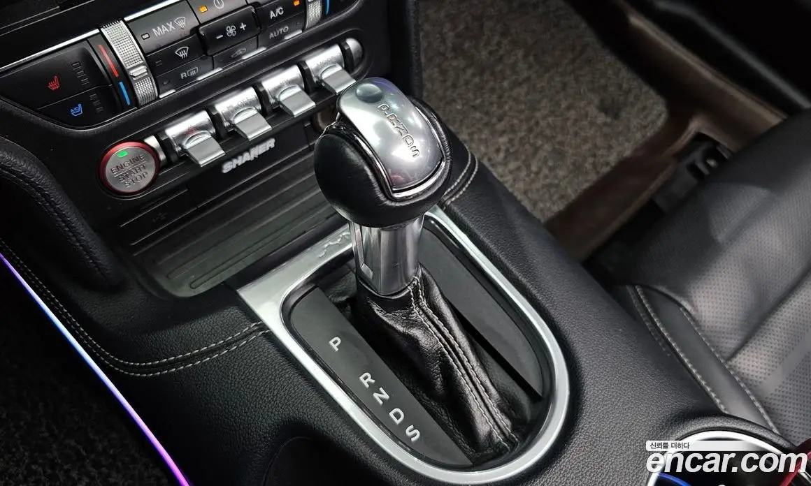 Ford Mustang 2018 2.3 автомат (гидро), фото 12
