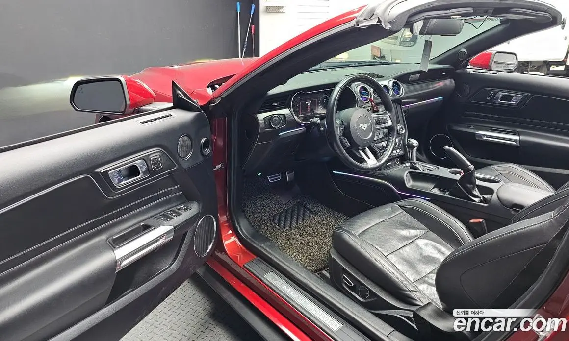 Ford Mustang 2018 2.3 автомат (гидро), фото 13