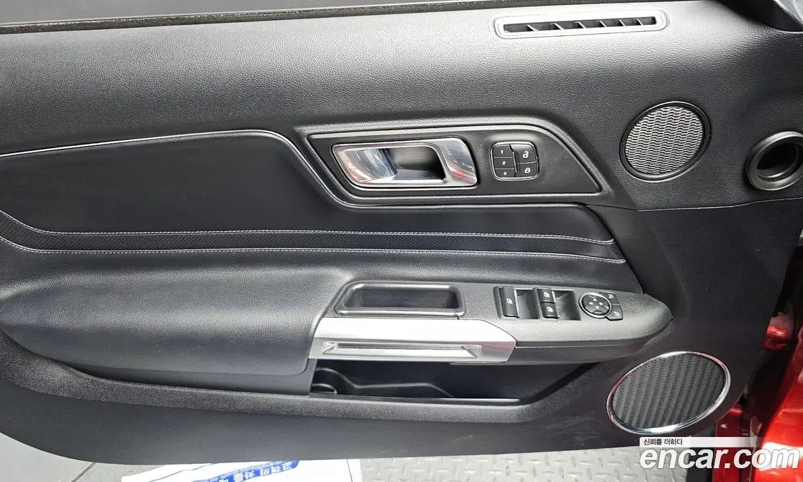 Ford Mustang 2018 2.3 автомат (гидро), фото 14