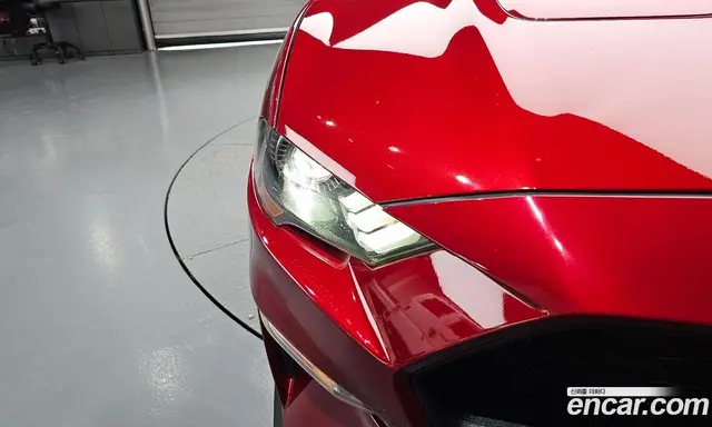 Ford Mustang 2018 2.3 автомат (гидро), миниатюра 8