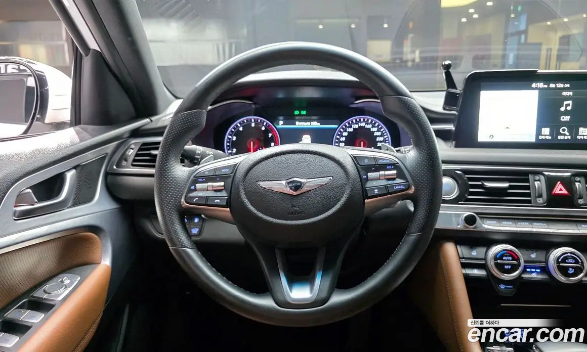 Genesis G70 2019 2.0 автомат (гидро), фото 20 Genesis G70 2019 2.0 автомат (гидро), фото 20