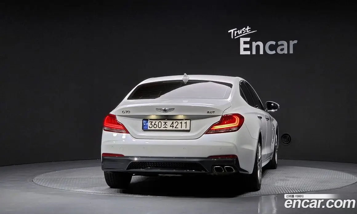Genesis G70 2019 2.0 автомат (гидро), фото 4 Genesis G70 2019 2.0 автомат (гидро), фото 4