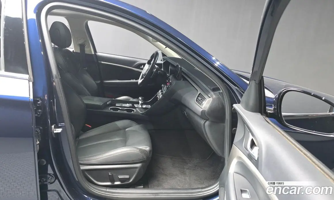 Genesis G70 2021 2.0 автомат (гидро), фото 17 Genesis G70 2021 2.0 автомат (гидро), фото 17