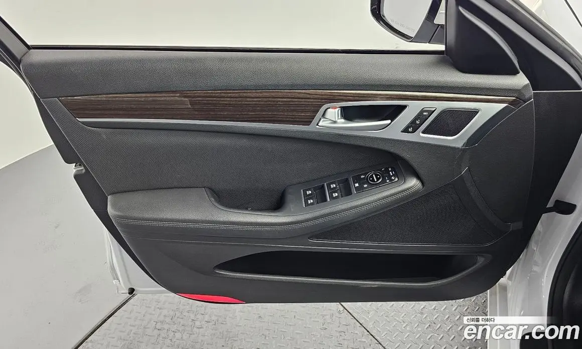 Genesis G80 2017 3.3 автомат (гидро), фото 14