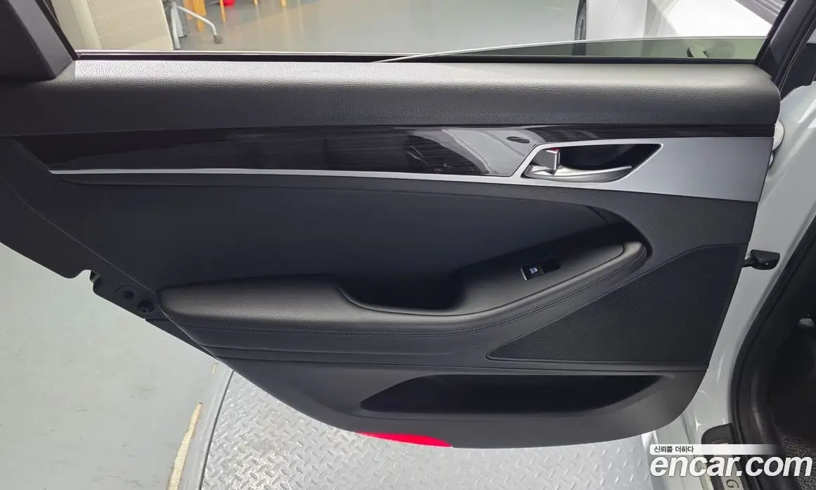 Genesis G80 2019 3.3 автомат (гидро), фото 15