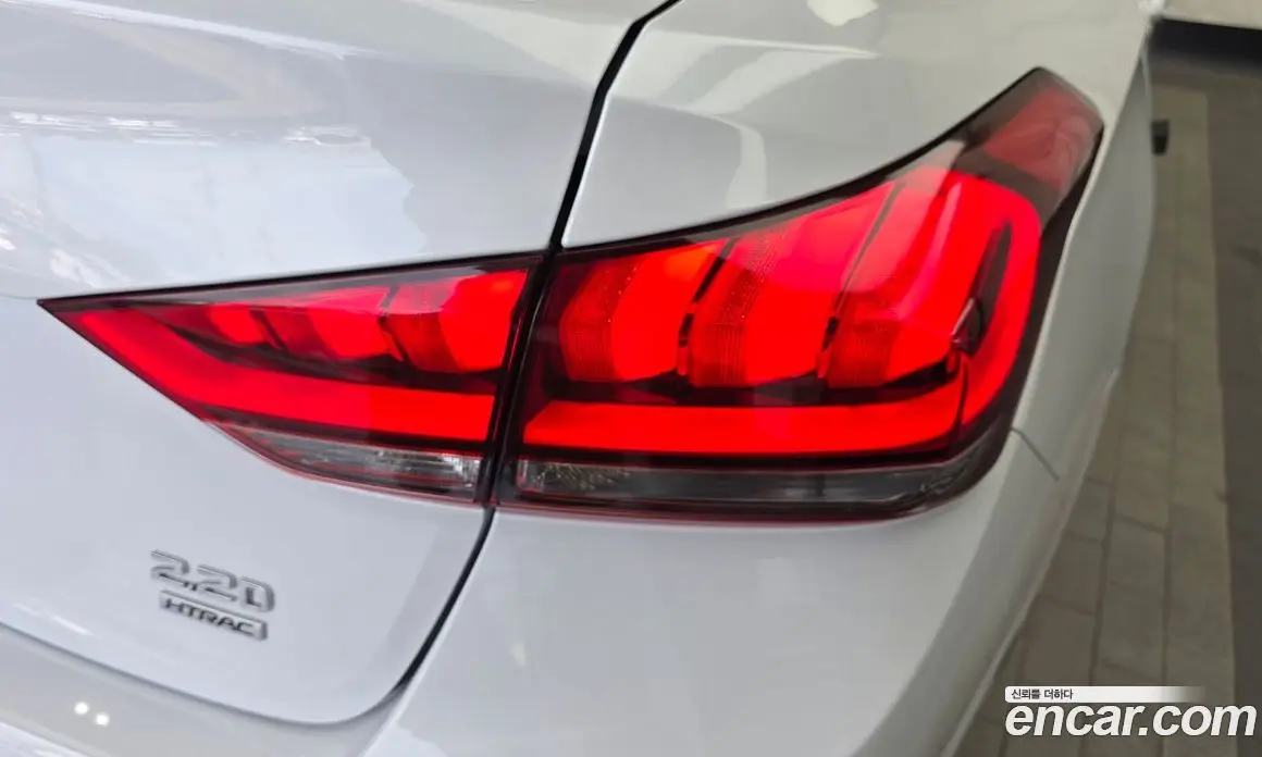 Genesis G80 2019 2.2 автомат (гидро), фото 9 Genesis G80 2019 2.2 автомат (гидро), фото 9