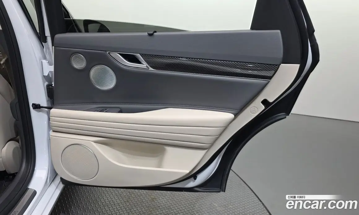 Genesis G80 2023 2.5 автомат (гидро), фото 15