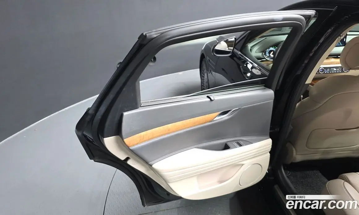 Genesis G80 2023 2.5 автомат (гидро), фото 15