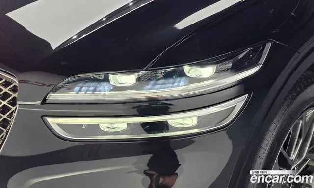 Genesis GV70 2021 2.5 автомат (гидро), миниатюра 8 Genesis GV70 2021 2.5 автомат (гидро), миниатюра 8