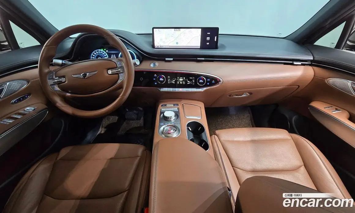 Genesis GV70 2021 2.5 автомат (гидро), фото 10 Genesis GV70 2021 2.5 автомат (гидро), фото 10