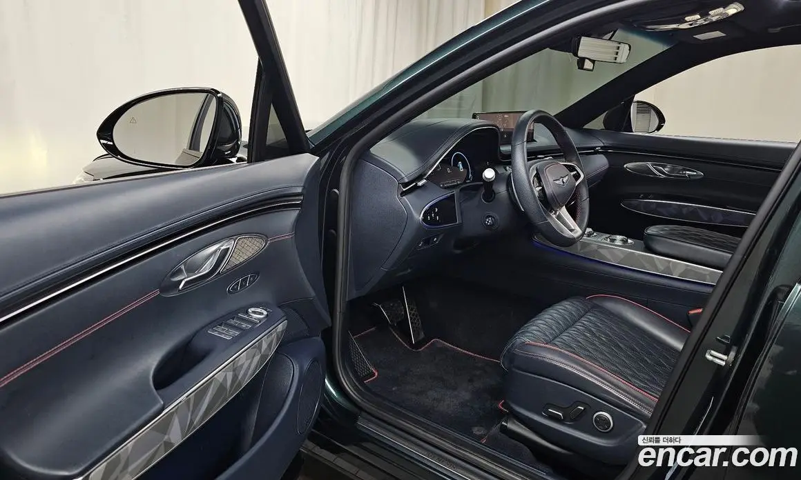Genesis GV70 2021 2.5 автомат (гидро), фото 13 Genesis GV70 2021 2.5 автомат (гидро), фото 13