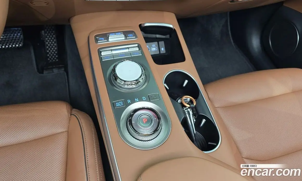 Genesis GV70 2023 2.5 автомат (гидро), фото 9