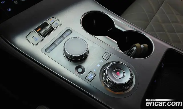 Genesis GV70 2025 2.5 автомат (гидро), миниатюра 12