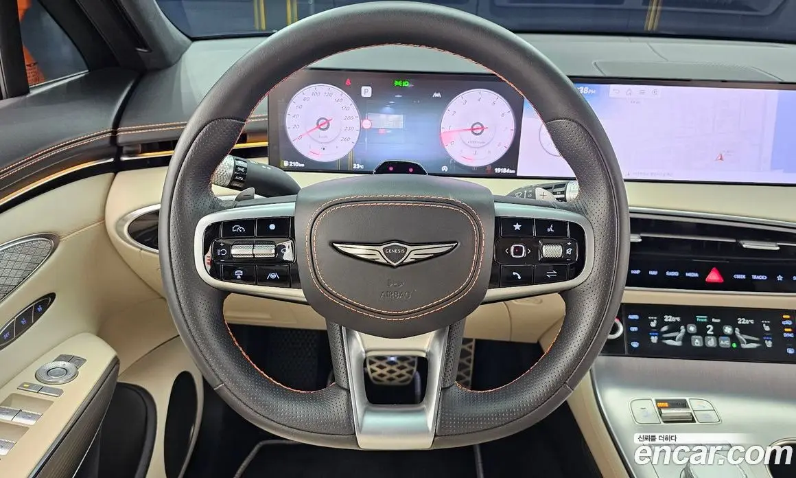 Genesis GV70 2025 2.5 автомат (гидро), фото 19