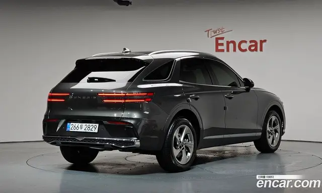 Genesis GV70, 2026, 2 290 км