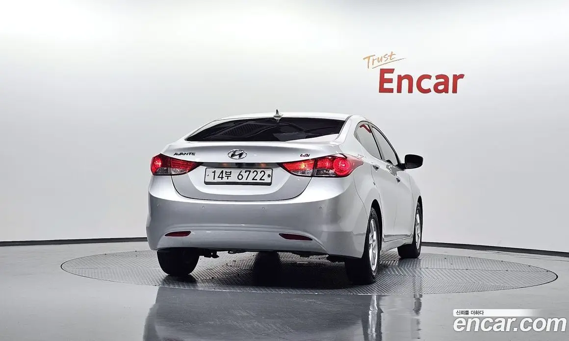 Hyundai Avante 2012 1.6 автомат (гидро), фото 3