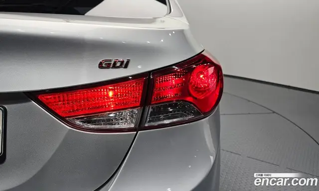 Hyundai Avante 2012 1.6 автомат (гидро), миниатюра 8