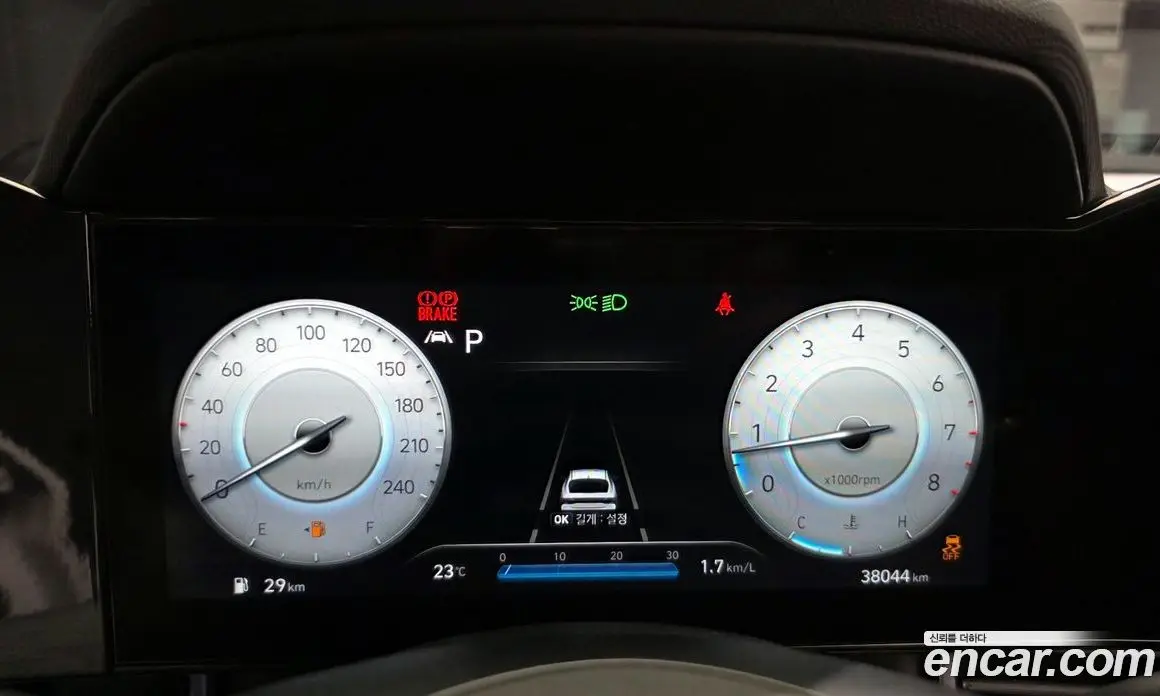 Hyundai Avante 2022 1.6 автомат (гидро), фото 11