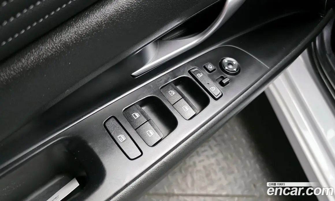 Hyundai Avante 2022 1.6 автомат (гидро), фото 19