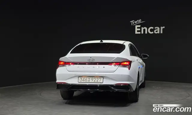 Hyundai Avante 2022 1.6 автомат (гидро), миниатюра 4