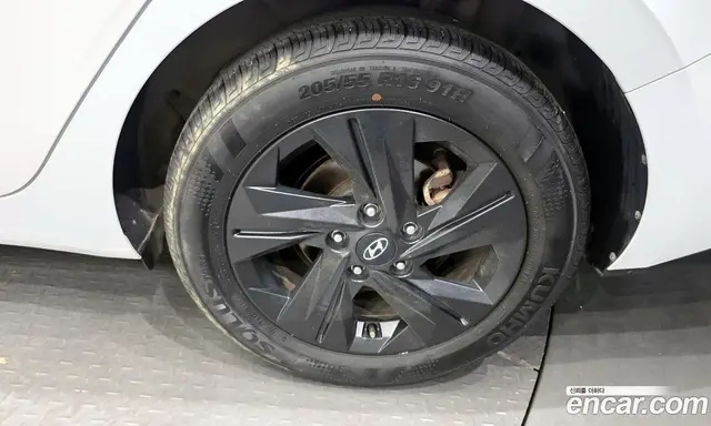Hyundai Avante 2022 1.6 автомат (гидро), миниатюра 7