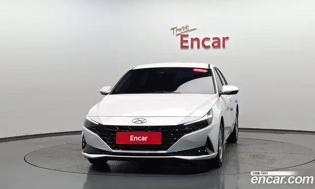 Hyundai Avante 2023 1.6 автомат (гидро), миниатюра 2