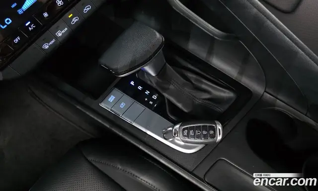 Hyundai Avante 2023 1.6 автомат (гидро), миниатюра 11