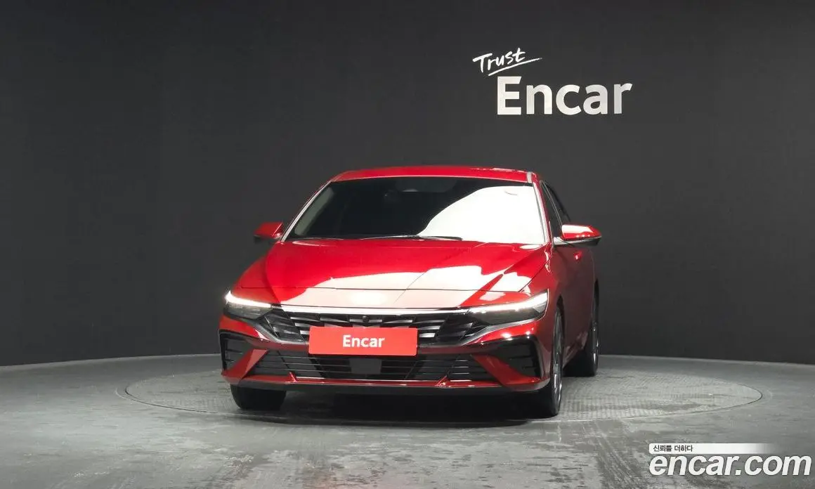 Hyundai Avante 2025 1.6 автомат (гидро), фото 3