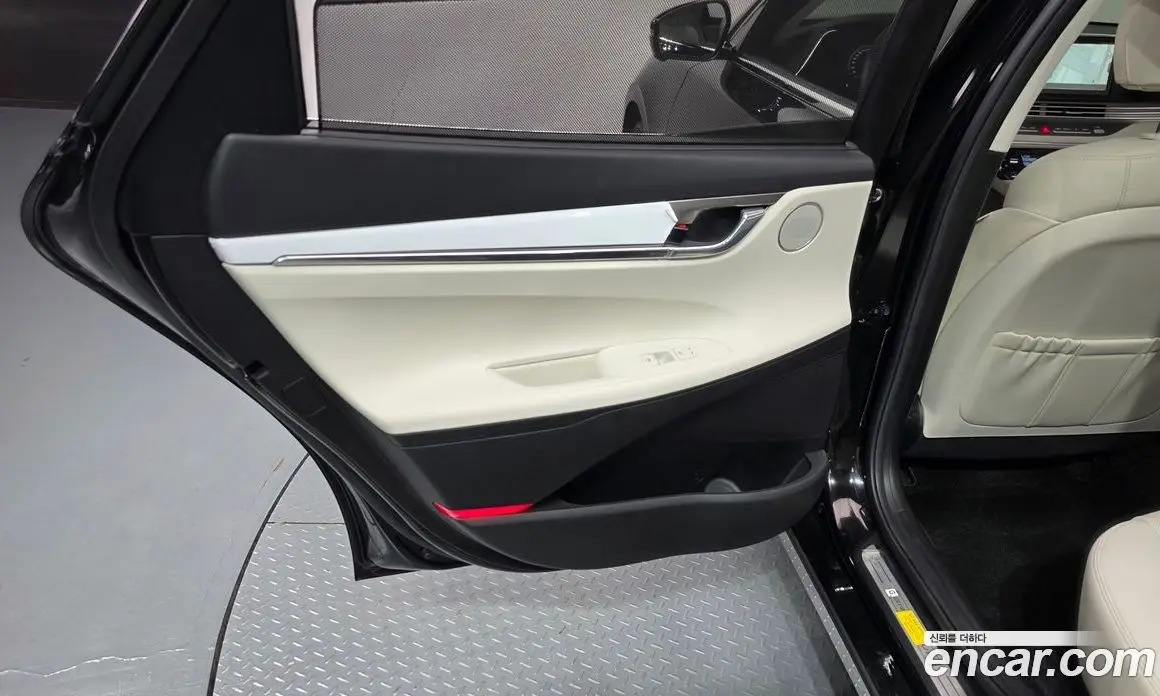 Hyundai Grandeur 2022 2.4 автомат (гидро), фото 15