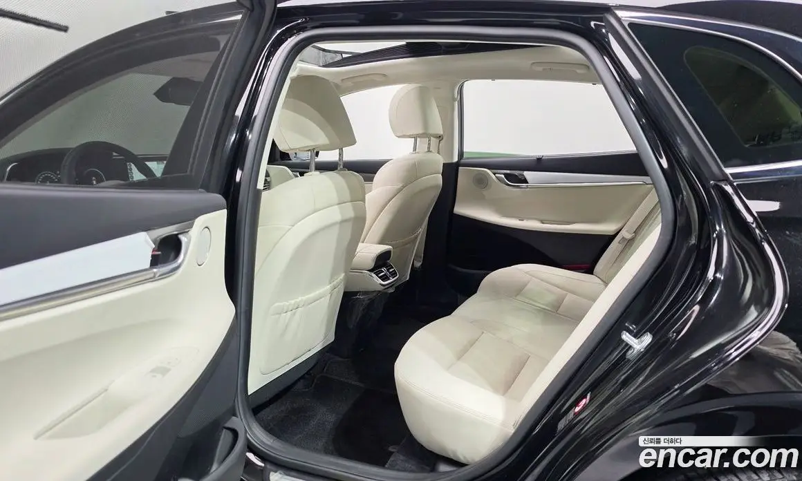Hyundai Grandeur 2022 2.4 автомат (гидро), фото 17
