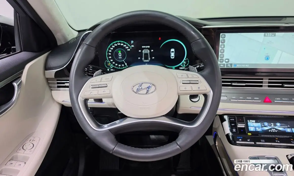 Hyundai Grandeur 2022 2.4 автомат (гидро), фото 19