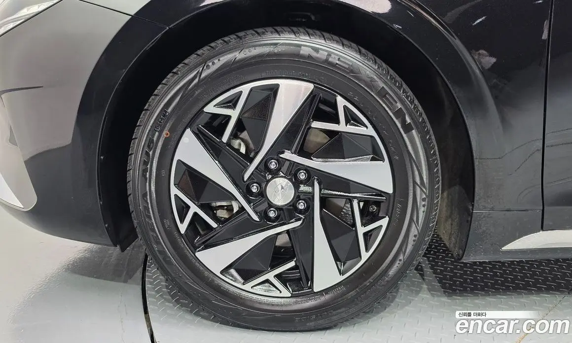 Hyundai Grandeur 2022 2.4 автомат (гидро), фото 5