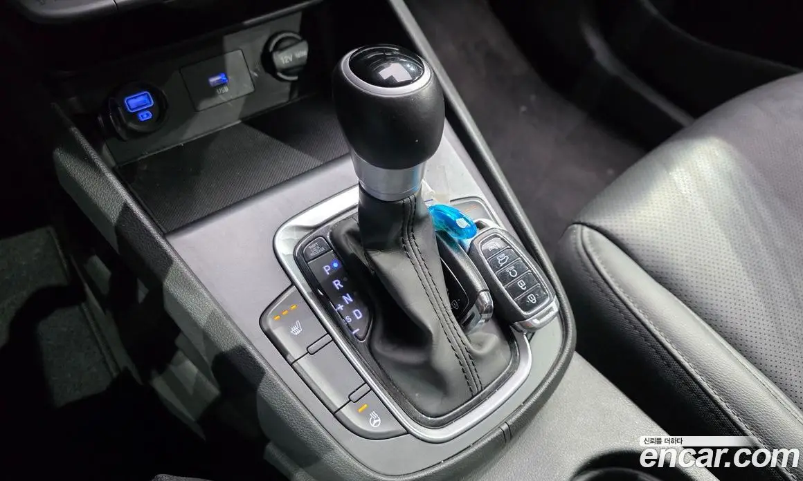 Hyundai Kona 2022 1.6 автомат (гидро), фото 12 Hyundai Kona 2022 1.6 автомат (гидро), фото 12