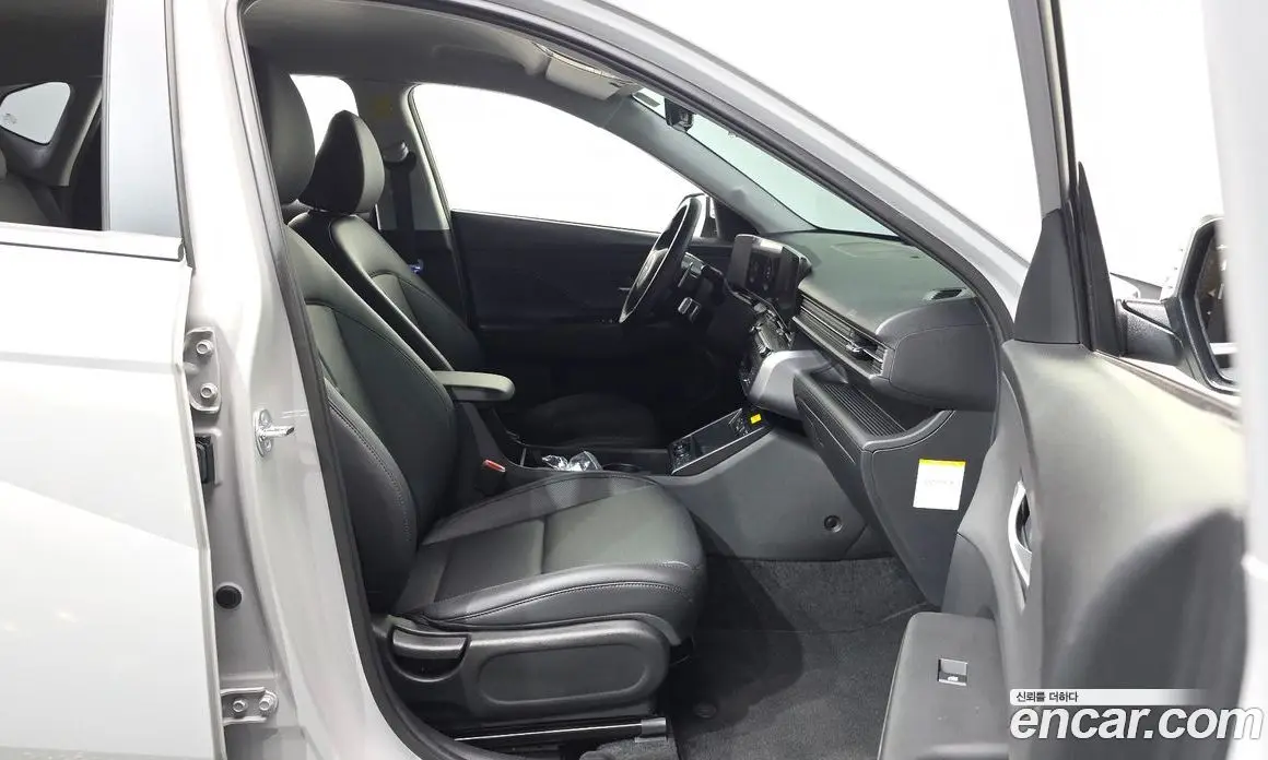 Hyundai Kona 2025 1.6 автомат (гидро), фото 17 Hyundai Kona 2025 1.6 автомат (гидро), фото 17