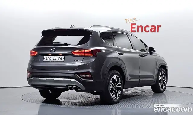 Hyundai Santa Fe 2019 2.0 автомат (гидро), миниатюра 2